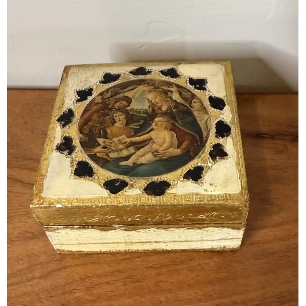 Vintage Handmade in Italy Gold Leaf Wood Trinket Jewelry Box Florentine